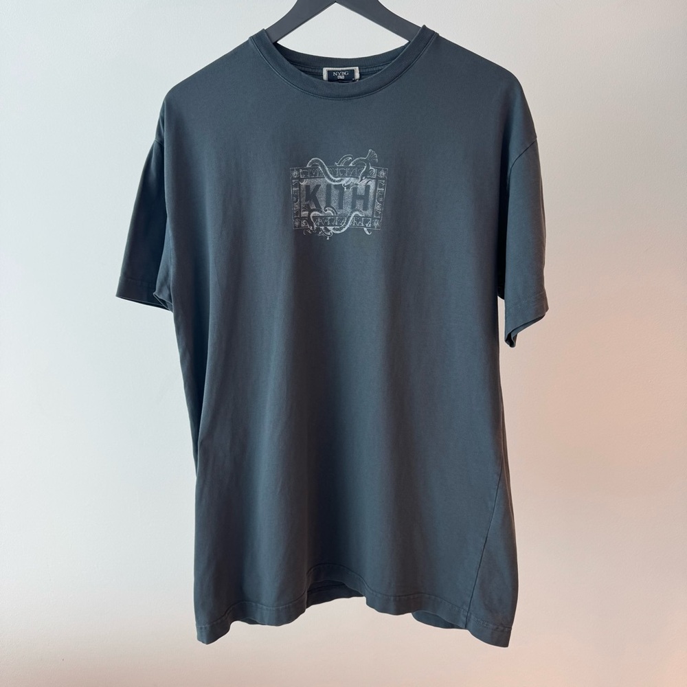 Kith for New York Botanical Garden Title Page Vintage Tee in Nocturnal